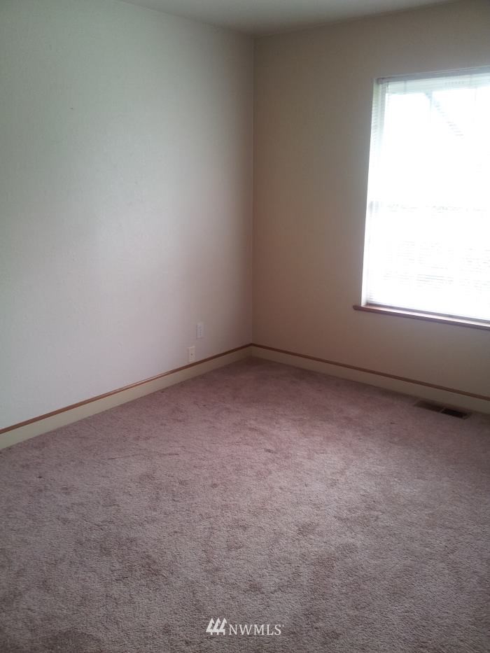 531 Southwest 19th Street Chehalis, WA 98532 - Photo 11 of 16