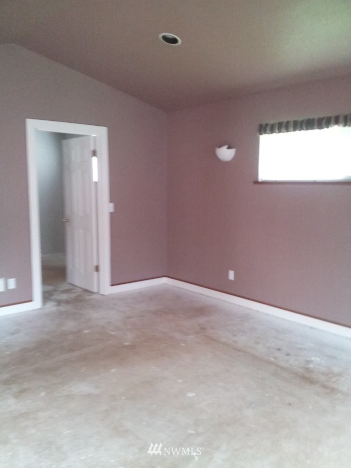 531 Southwest 19th Street Chehalis, WA 98532 - Photo 6 of 16