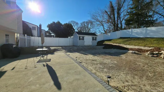 $3,500 | 4 Willow Street, Selden, NY 11784