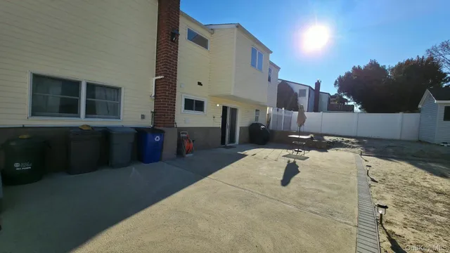 $3,500 | 4 Willow Street, Selden, NY 11784