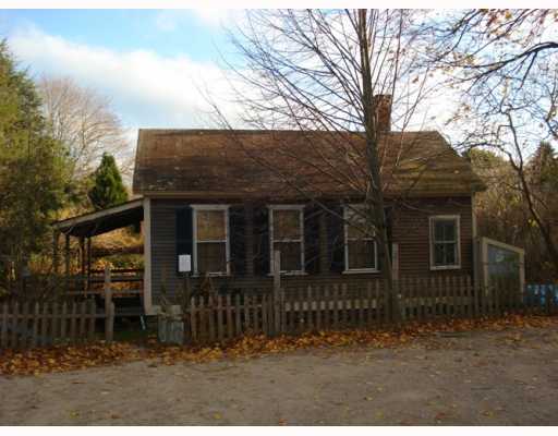 4820 Old Post Road Charlestown, RI 02813 - Photo 6 of 12 Exterior Front. GUEST HOUSE/OFFICE/RETAIL STORE WITH PORCH