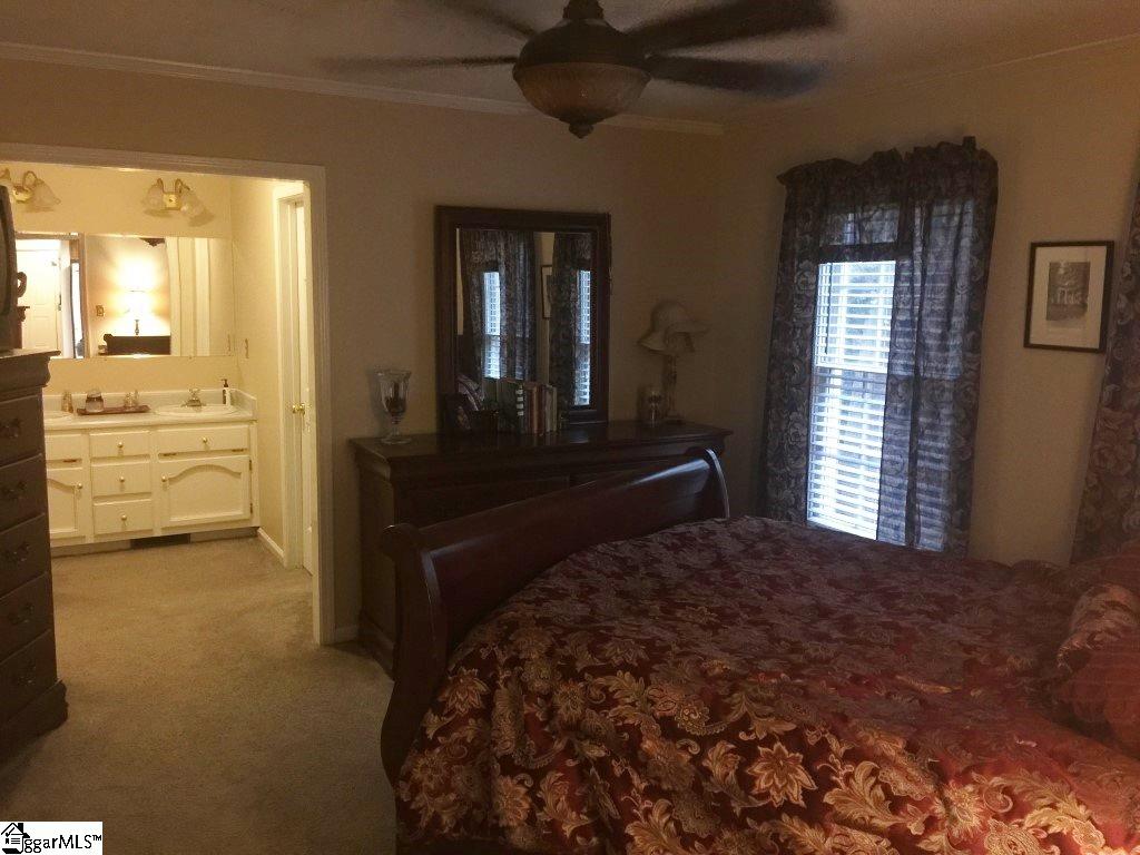 102 Calvert Court Easley, SC 29642 - Photo 12 of 19 Gallery Image 12