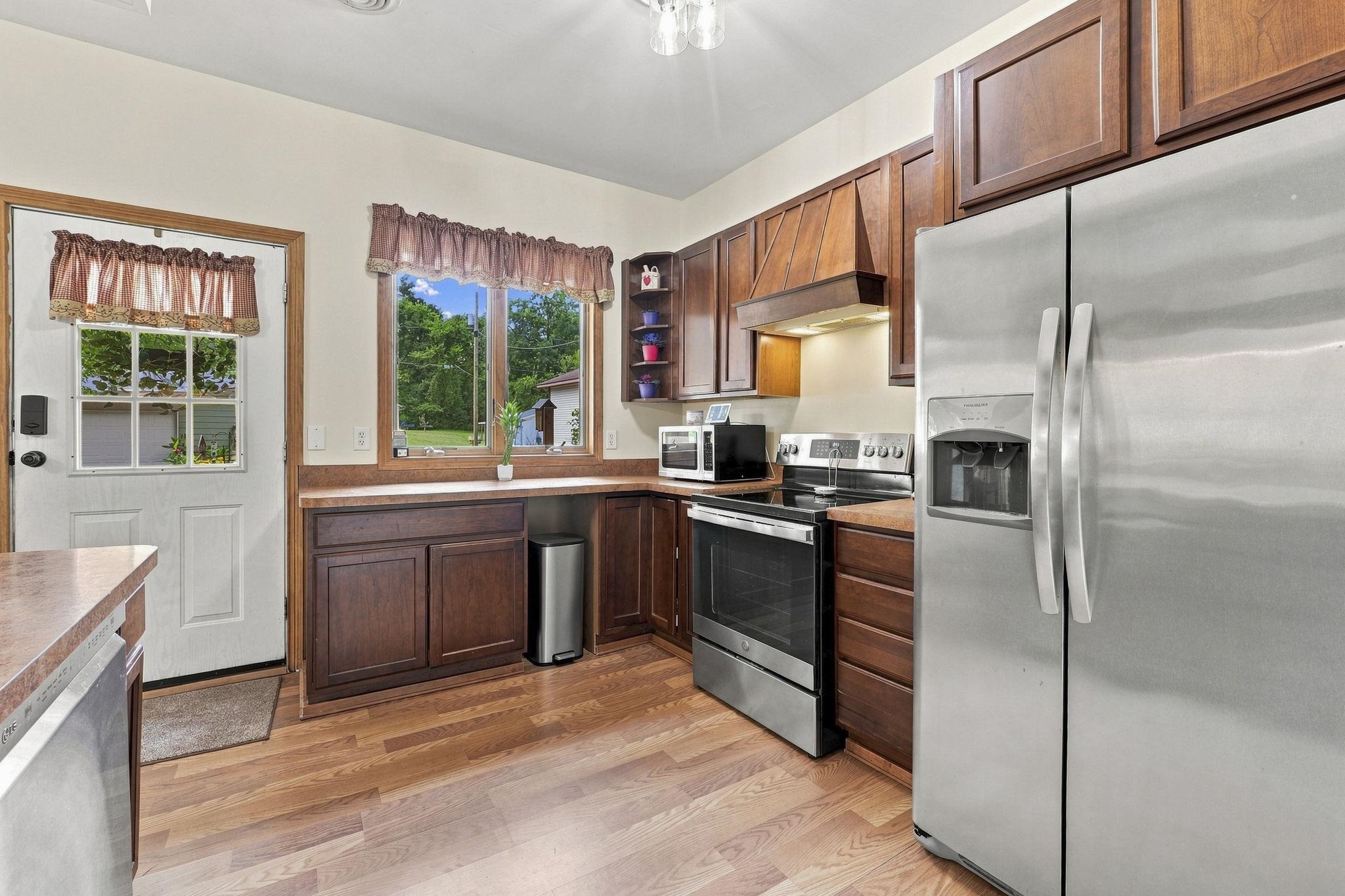 50818 Cornwall Road Bristol, IN 46507 - Photo 30 of 43 Gallery Image 30