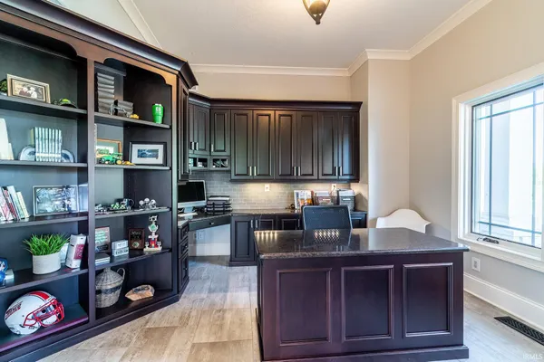 $1,699,900 | 1750 Oakwood Lane, Berne, IN 46711