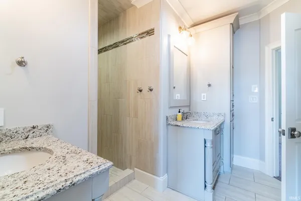 $1,649,900 | 1750 Oakwood Lane, Berne, IN 46711