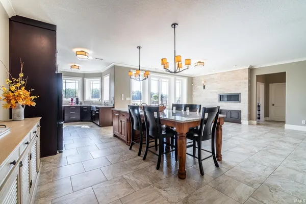 $1,699,900 | 1750 Oakwood Lane, Berne, IN 46711