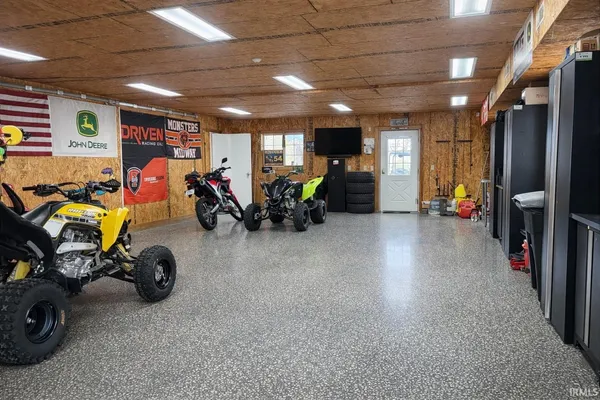 $1,699,900 | 1750 Oakwood Lane, Berne, IN 46711