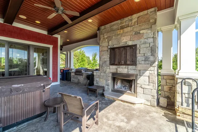 $1,799,900 | 1750 Oakwood Lane, Berne, IN 46711