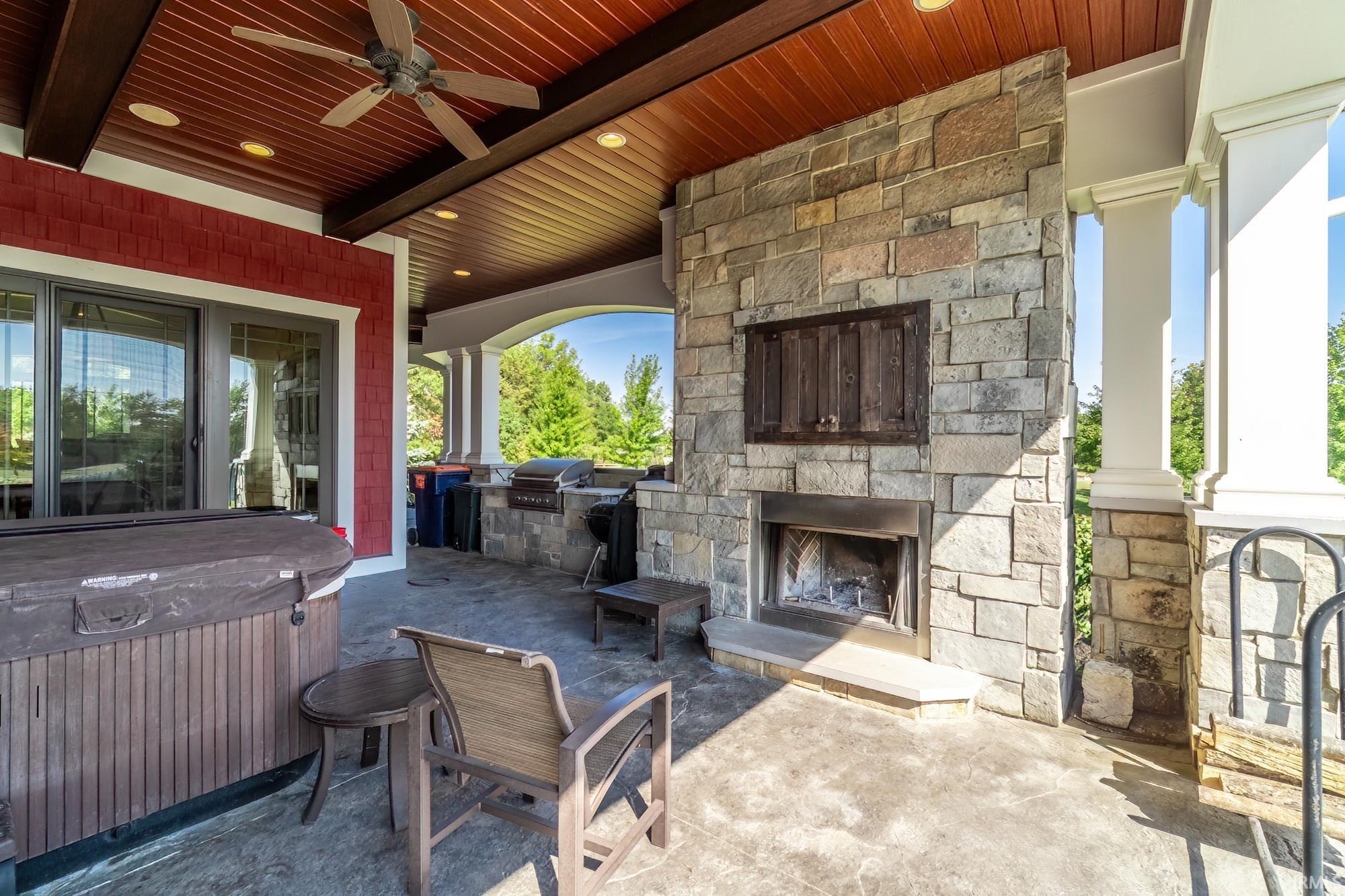 1750 Oakwood Lane Berne, IN 46711 - Photo 10 of 36