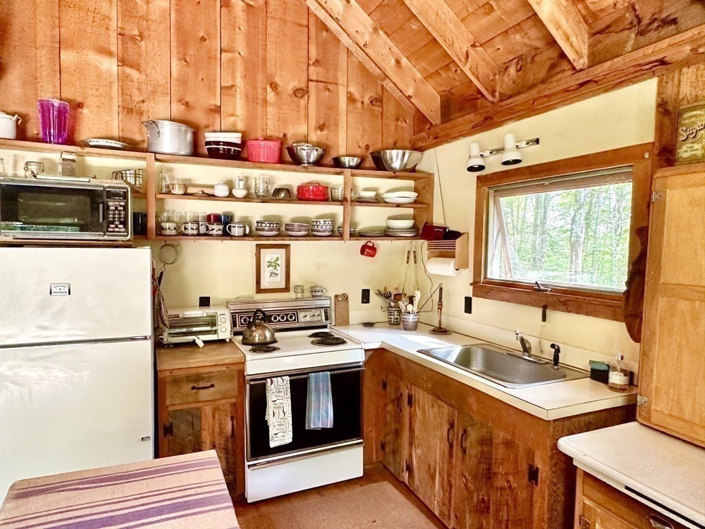 229 Cummington Road Worthington, MA 01098 - Photo 7 of 35 Gallery Image 7