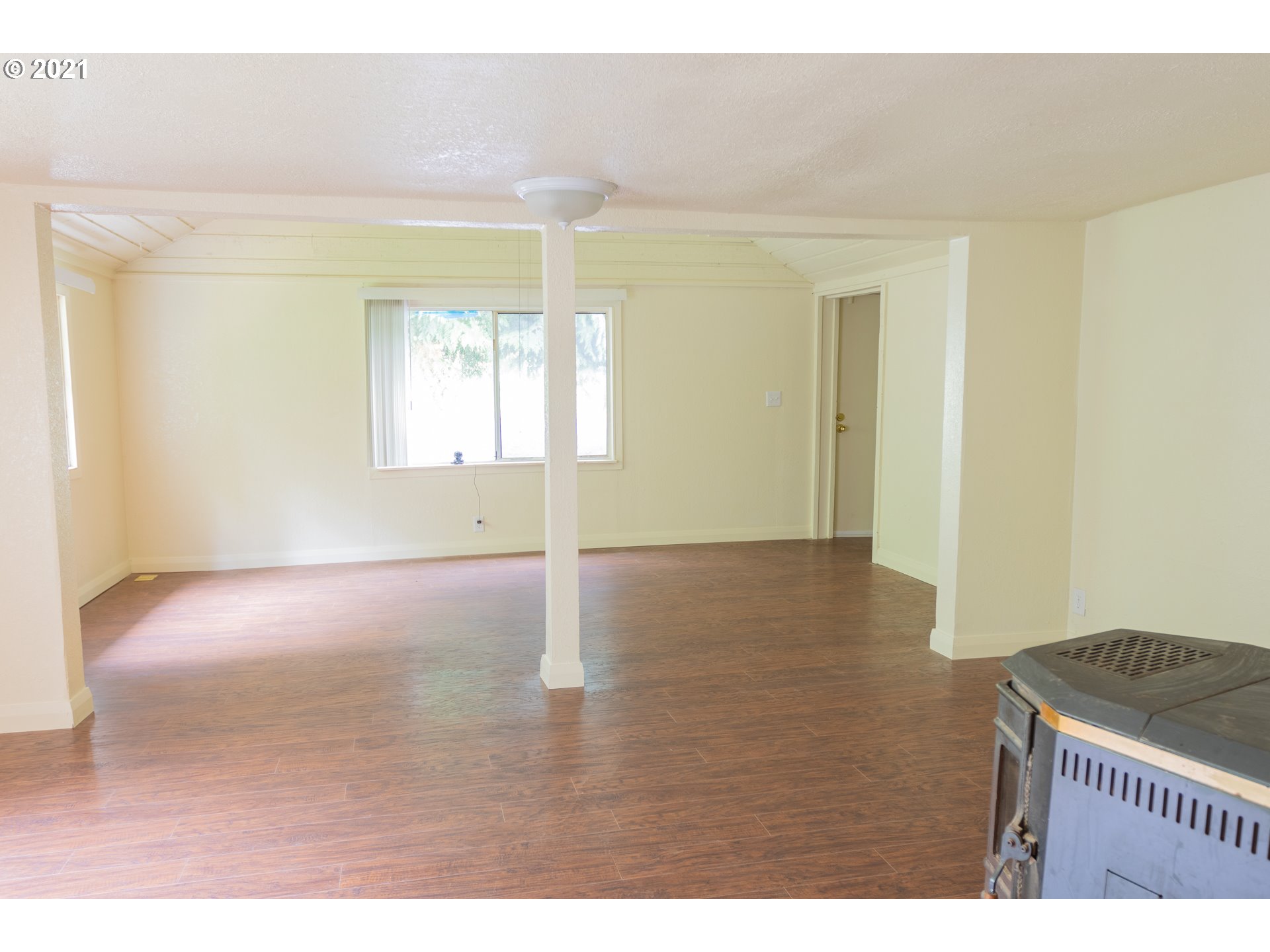 413 Ragland Road Longview, WA 98632 - Photo 5 of 21