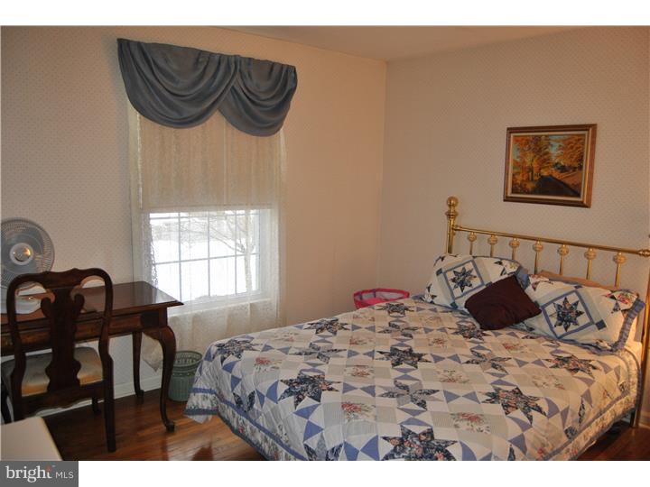 2818 Line Lexington Road Hatfield, PA 19440 - Photo 14 of 23 Bedroom 2