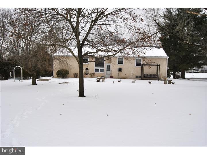 2818 Line Lexington Road Hatfield, PA 19440 - Photo 23 of 23 Exterior Back