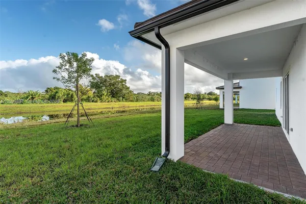 $7,500 | 12259 Southwest 43rd Street, Davie, FL 33330