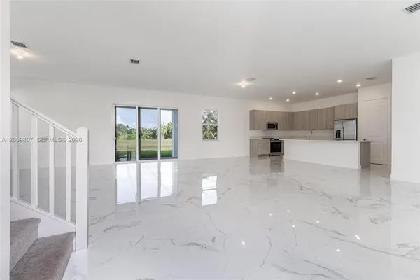 $7,500 | 12259 Southwest 43rd Street, Davie, FL 33330