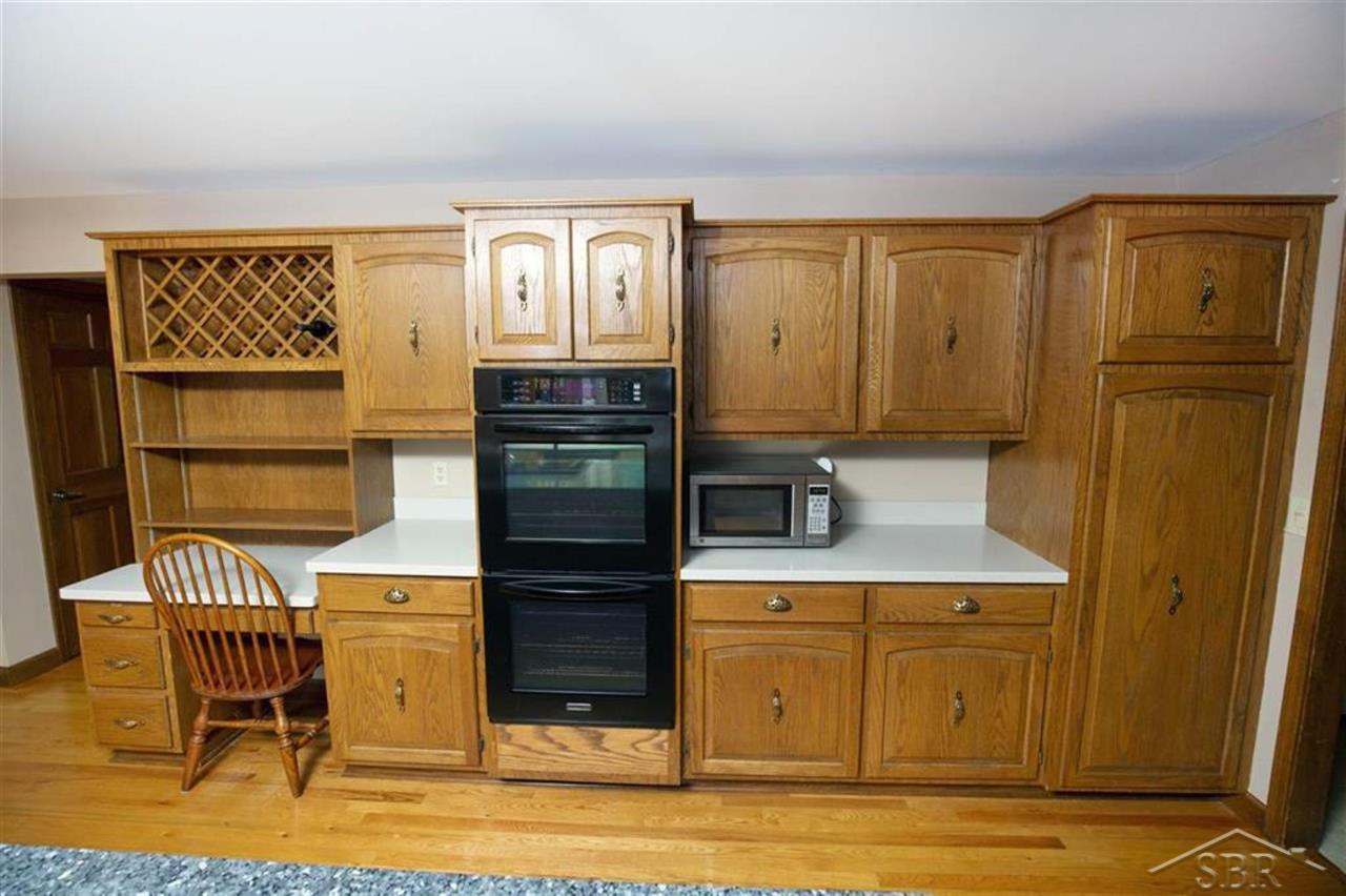 2314 North Trail Road Midland, MI 48642 - Photo 14 of 69 50017990-13.JPG