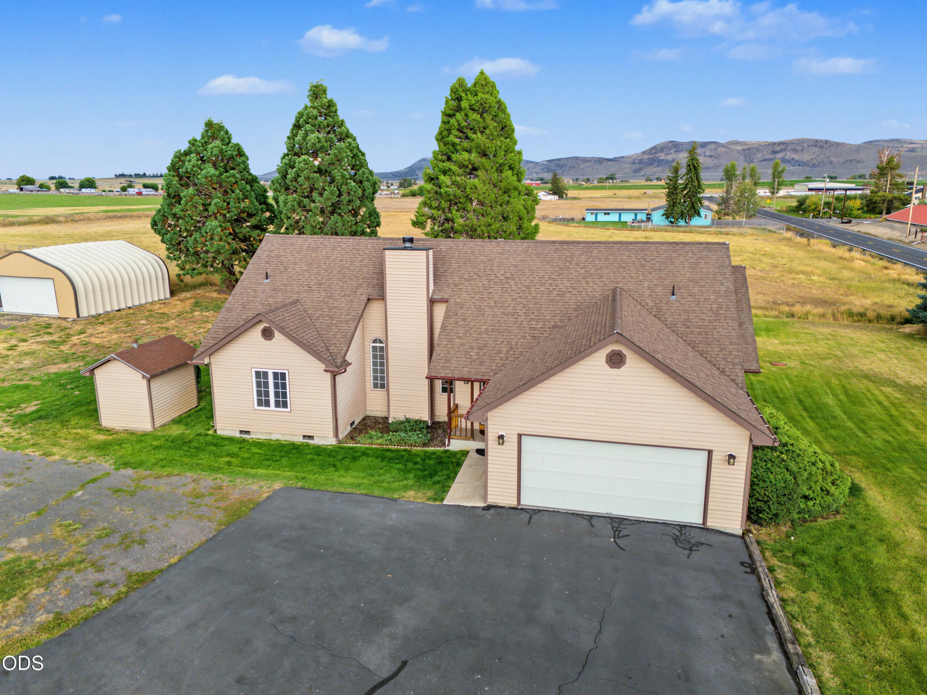 10505 Springlake Road Klamath Falls, OR 97603 - Photo 1 of 55 Gallery Image 1