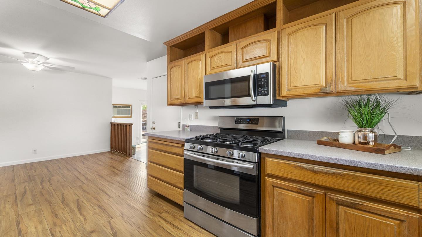 4584 Rotherhaven Way San Jose, CA 95111 - Photo 12 of 35