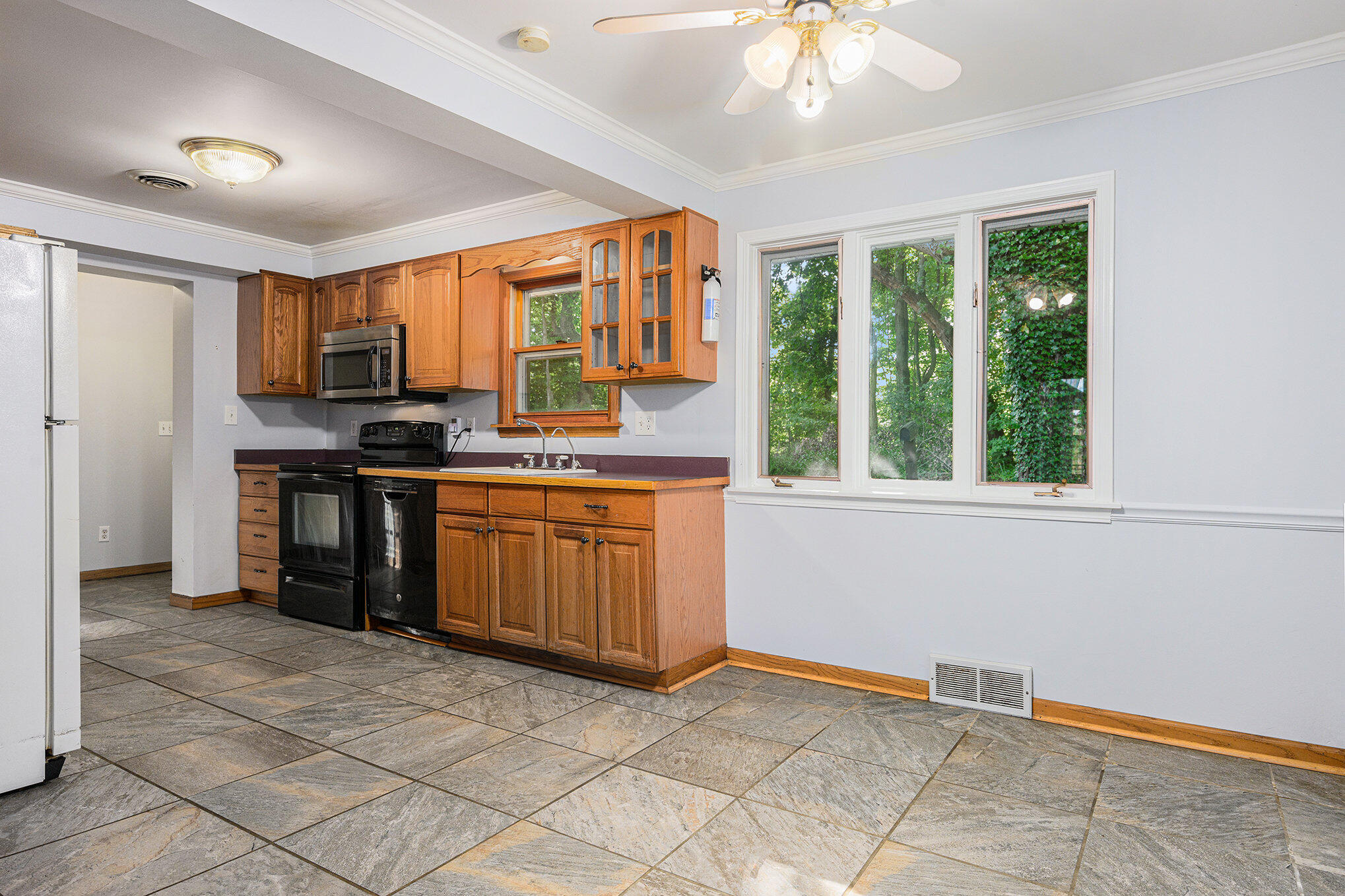 22975 Pine Lake Road Battle Creek, MI 49014 - Photo 11 of 43 009_dsc_7823_194