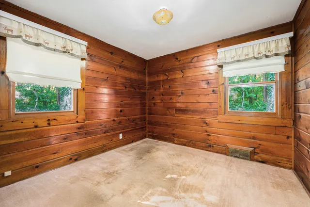 $250,000 | 22975 Pine Lake Road, Battle Creek, MI 49014