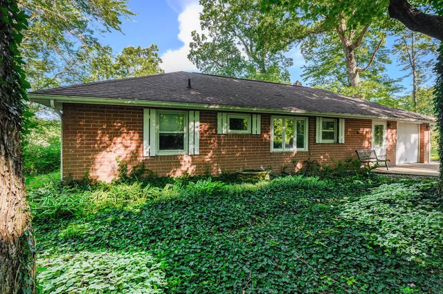 $250,000 | 22975 Pine Lake Road, Battle Creek, MI 49014