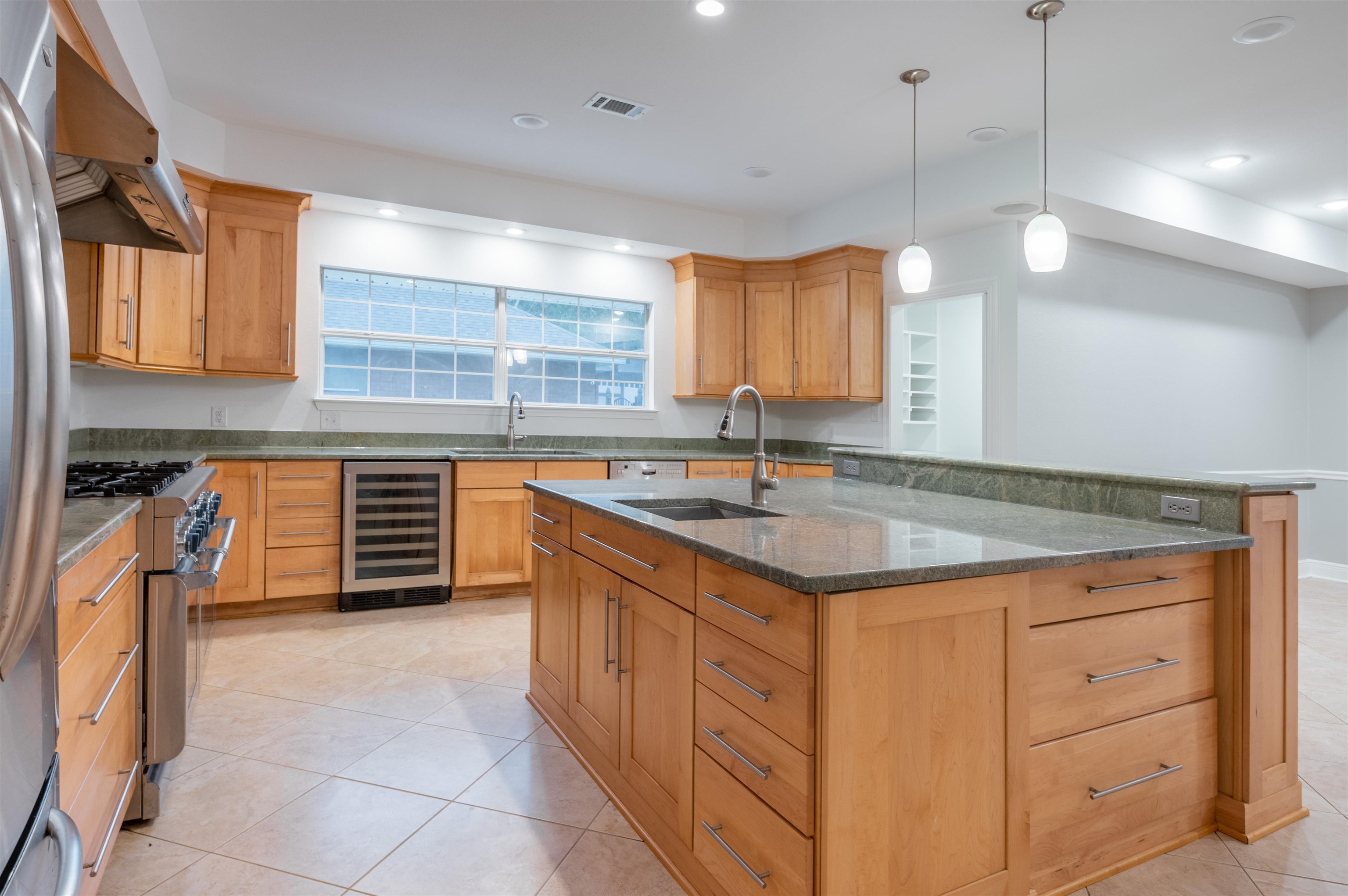 12089 Venice Boulevard Foley, AL 36535 - Photo 9 of 36