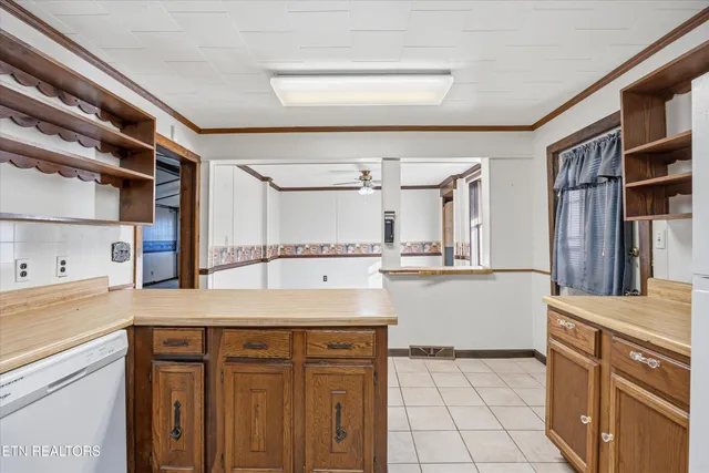 $134,999 | 335 High Street, Jellico, TN 37762