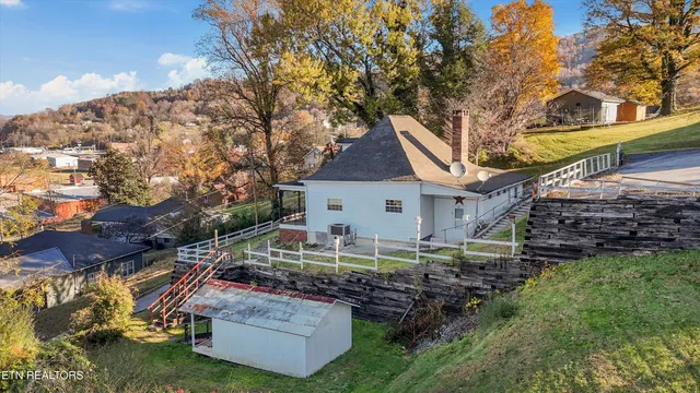 $134,999 | 335 High Street, Jellico, TN 37762