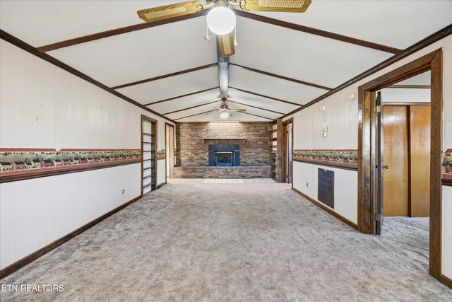 $134,999 | 335 High Street, Jellico, TN 37762