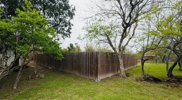 $247,000 | 319 West Main Street, Bishop, TX 78343