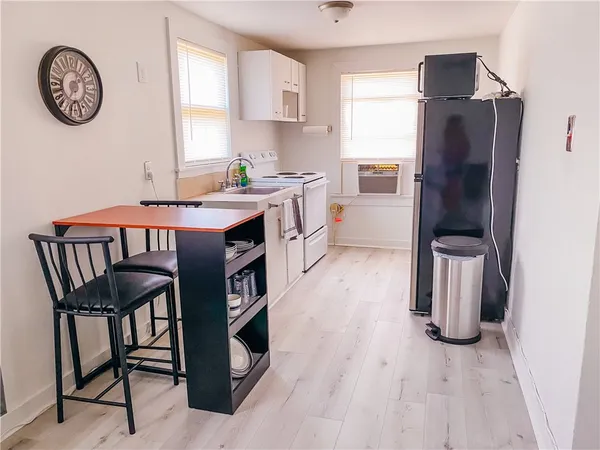 $247,000 | 319 West Main Street, Bishop, TX 78343