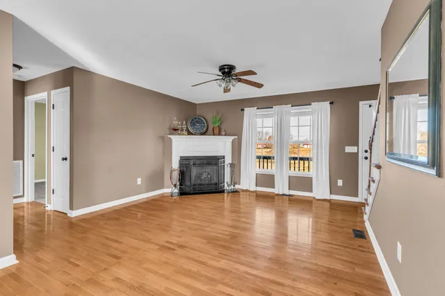 $475,000 | 6411 Highway 25, Springfield, TN 37172