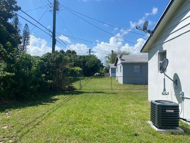 441 Silver Beach Road Riviera Beach, FL 33403 - Photo 30 of 31 Photo 30
