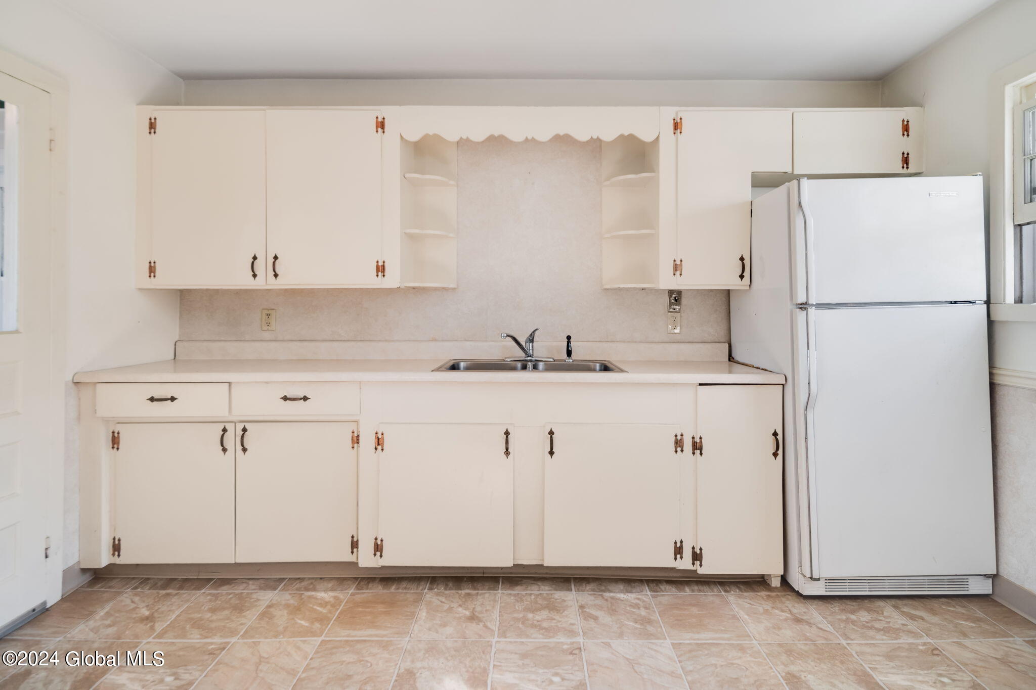 377 Corinth Road Queensbury, NY 12804 - Photo 8 of 25 Interior 05