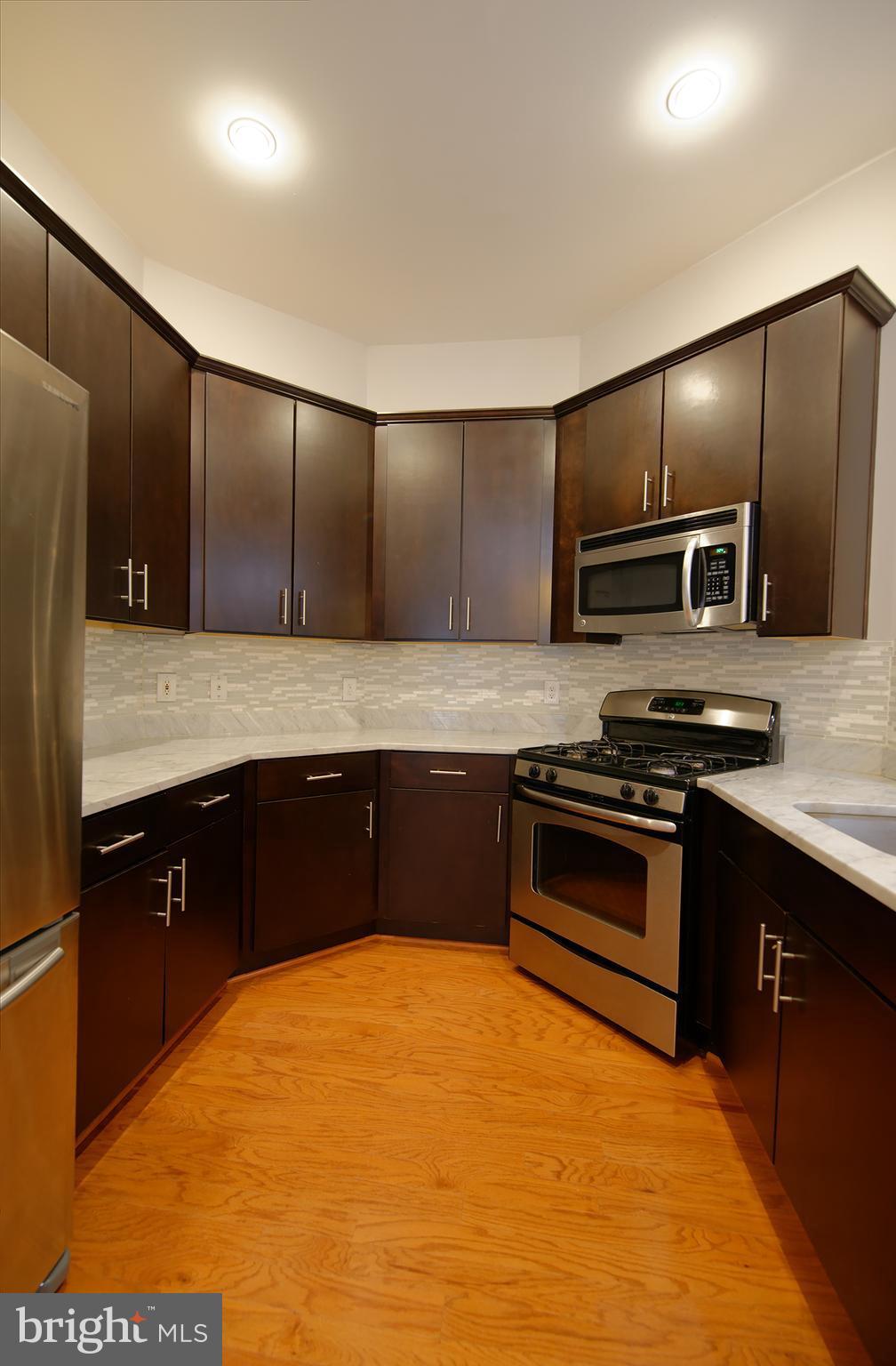 12000 Market Street, Unit 490 Reston, VA 20190 - Photo 14 of 14 Kitchen
