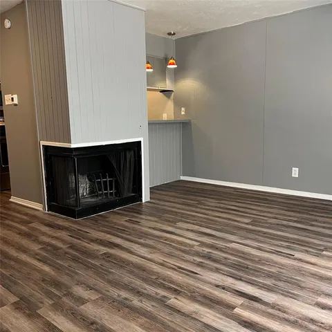 $1,195 | 2702 Douglas Avenue, Unit 101, Dallas, TX 75219