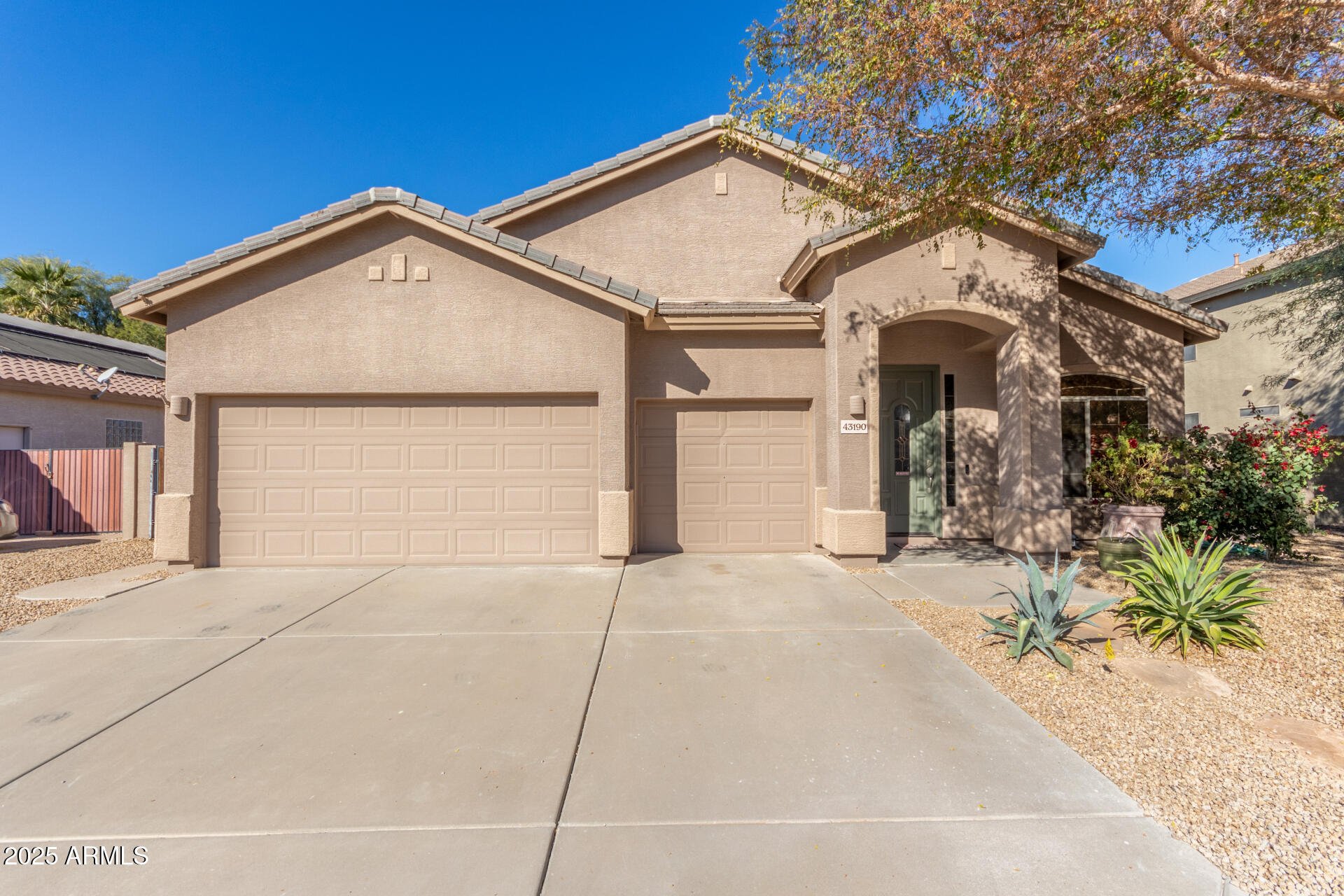 43190 West Venture Road Maricopa, AZ 85138 - Photo 1 of 16 01 Venture