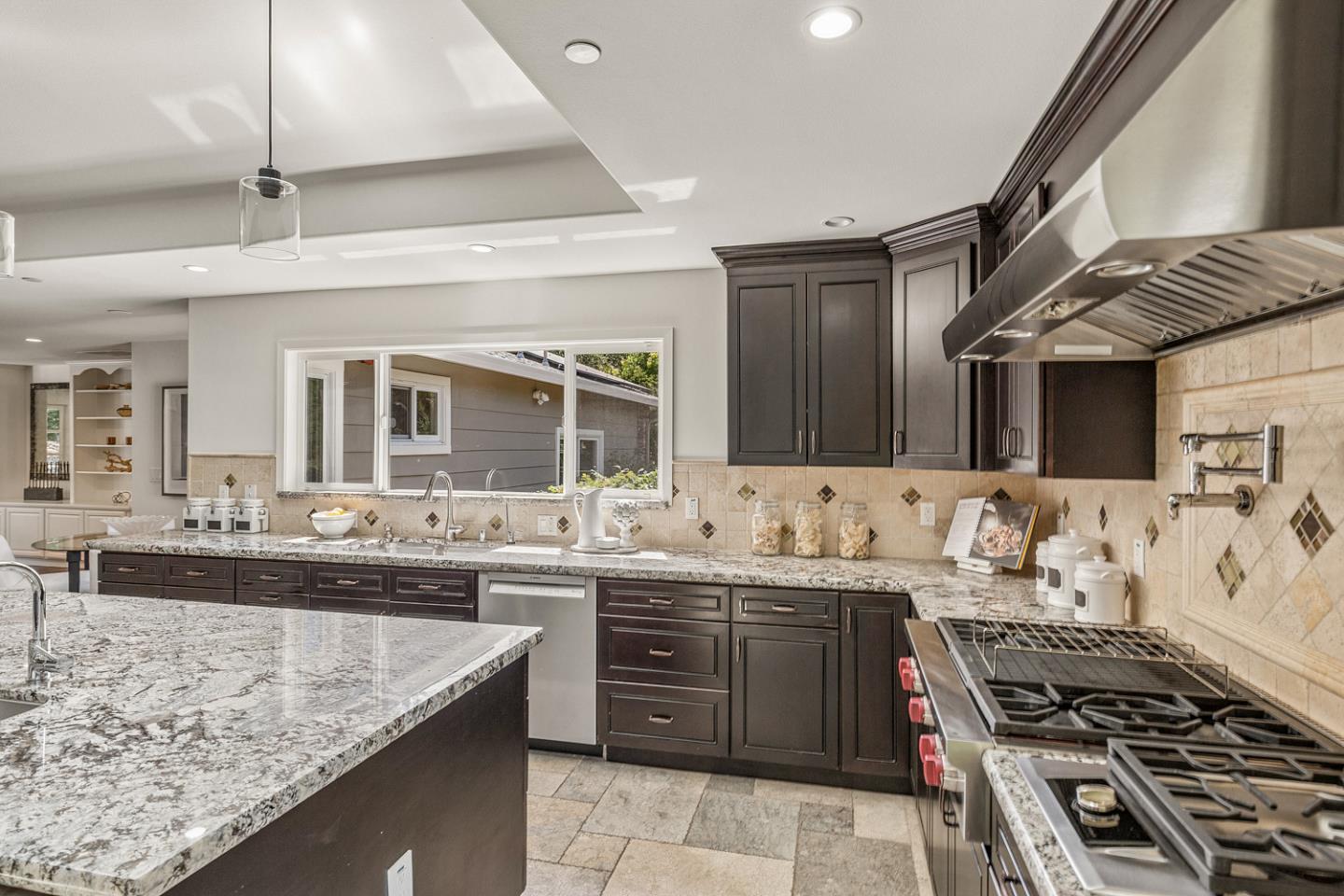 12882 Viscaino Road Los Altos Hills, CA 94022 - Photo 12 of 52