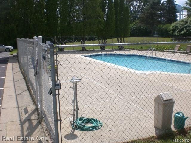803 Plate Street, Unit 201 Rochester, MI 48307 - Photo 22 of 23