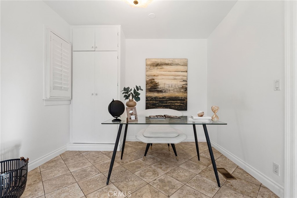 736 Luton Drive Glendale, CA 91206 - Photo 44 of 75