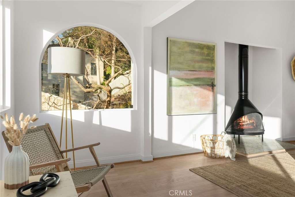 736 Luton Drive Glendale, CA 91206 - Photo 9 of 75