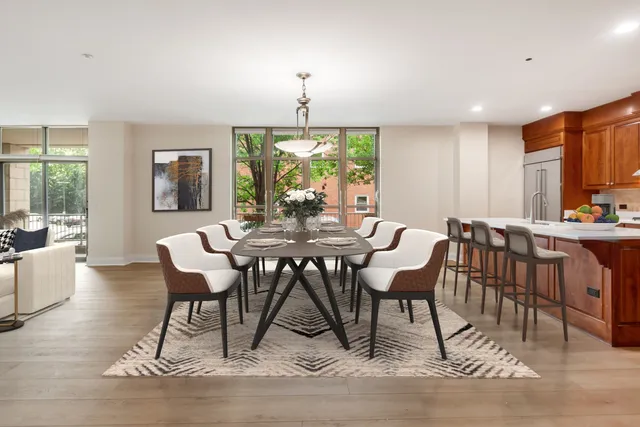 $879,900 | 520 South Washington Street, Unit 103, Naperville, IL 60540