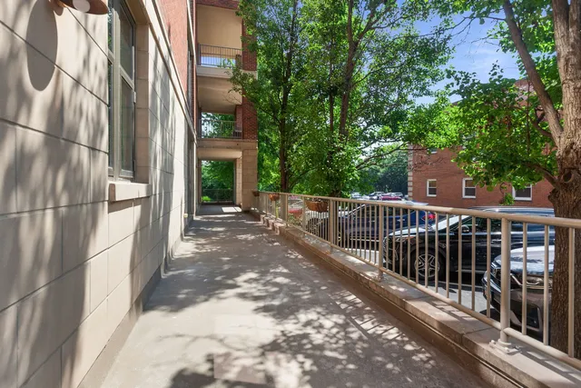 $879,900 | 520 South Washington Street, Unit 103, Naperville, IL 60540