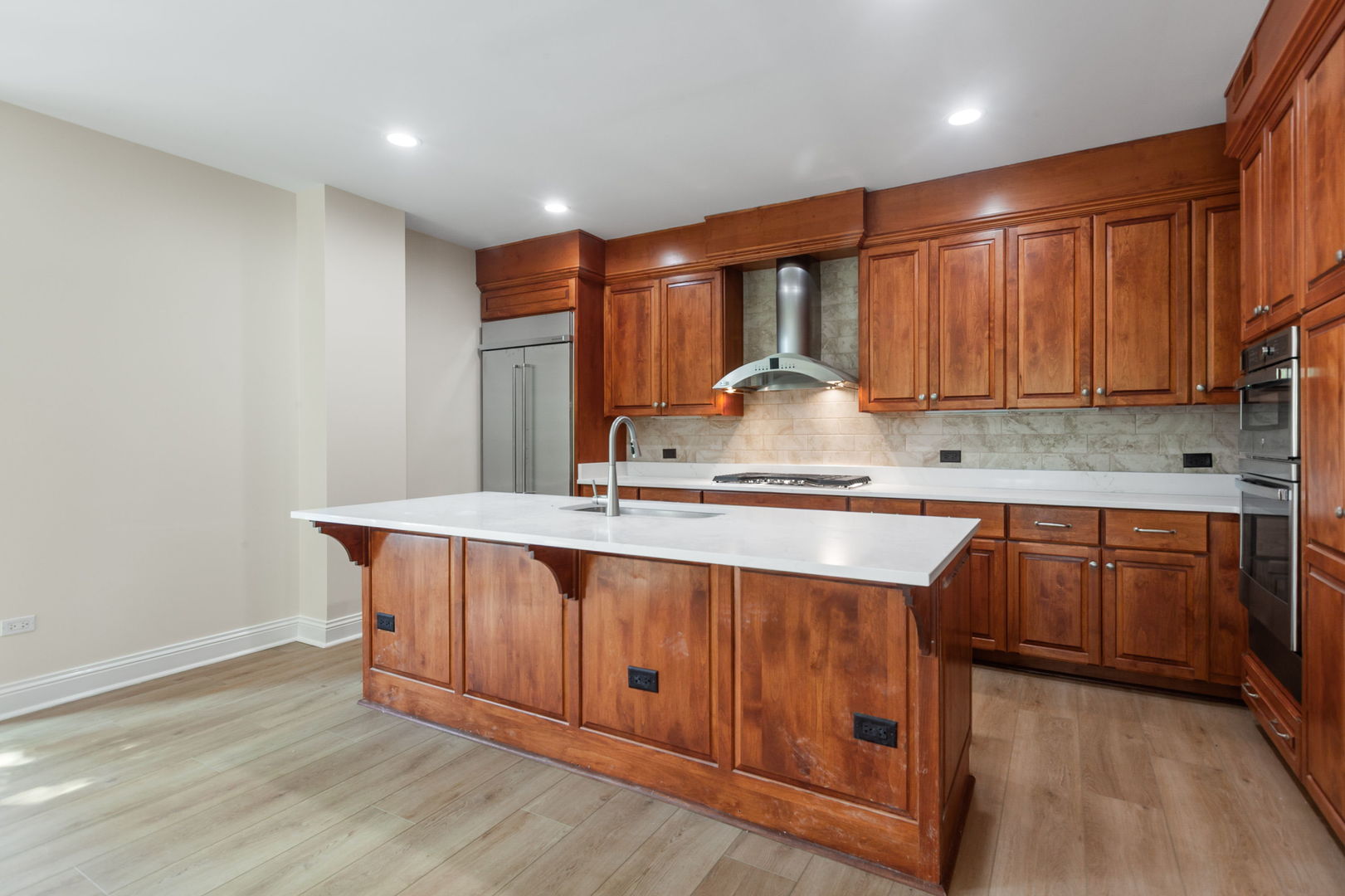 520 South Washington Street, Unit 103 Naperville, IL 60540 - Photo 7 of 39