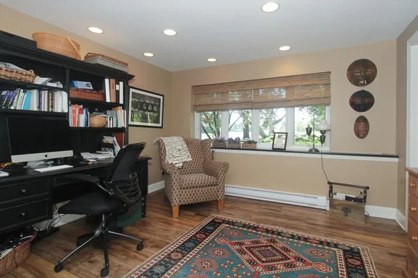 $739,000 | 660 Old Barn Road, Unit F24, Lake Barrington, IL 60010