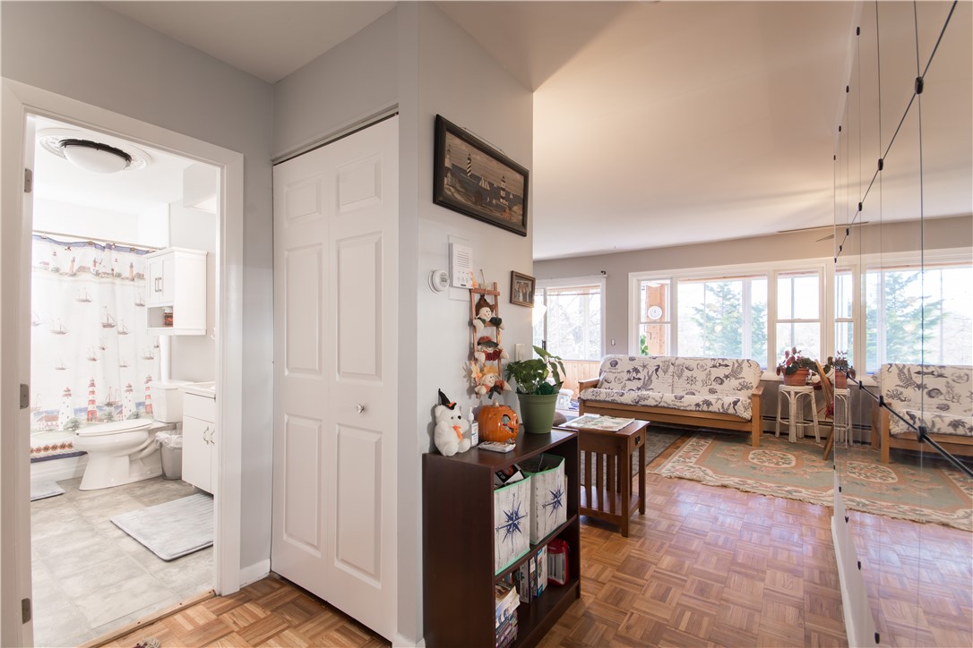 349 Main Road, Unit 201 Tiverton, RI 02878 - Photo 18 of 39