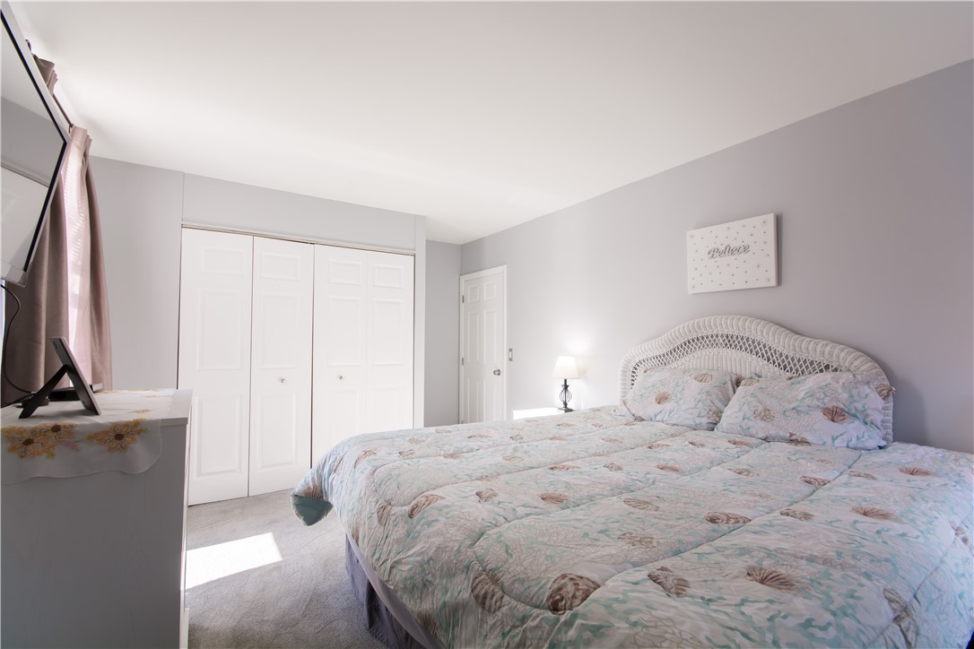 349 Main Road, Unit 201 Tiverton, RI 02878 - Photo 26 of 39