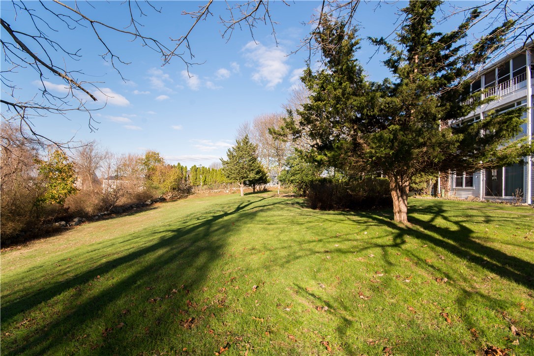 349 Main Road, Unit 201 Tiverton, RI 02878 - Photo 38 of 39