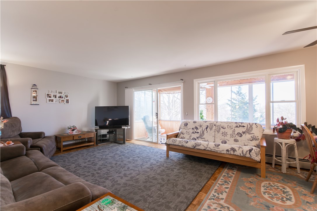 349 Main Road, Unit 201 Tiverton, RI 02878 - Photo 7 of 39