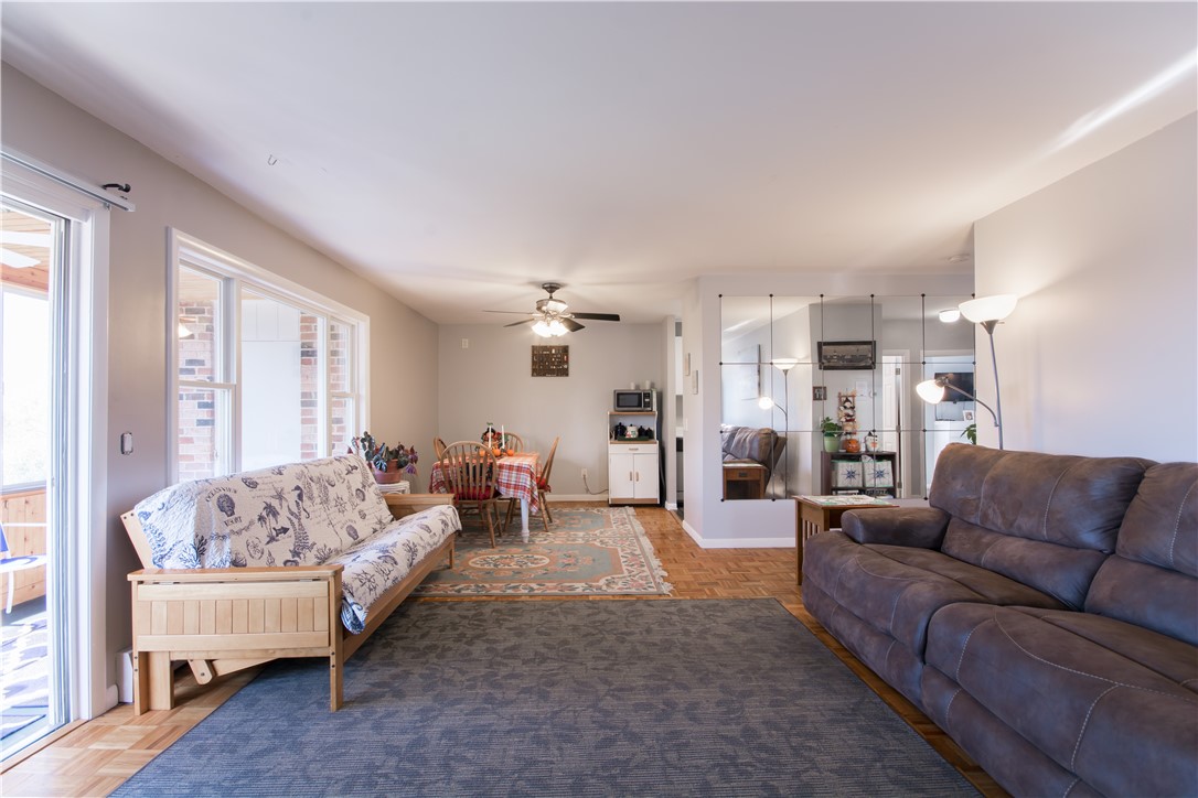349 Main Road, Unit 201 Tiverton, RI 02878 - Photo 8 of 39